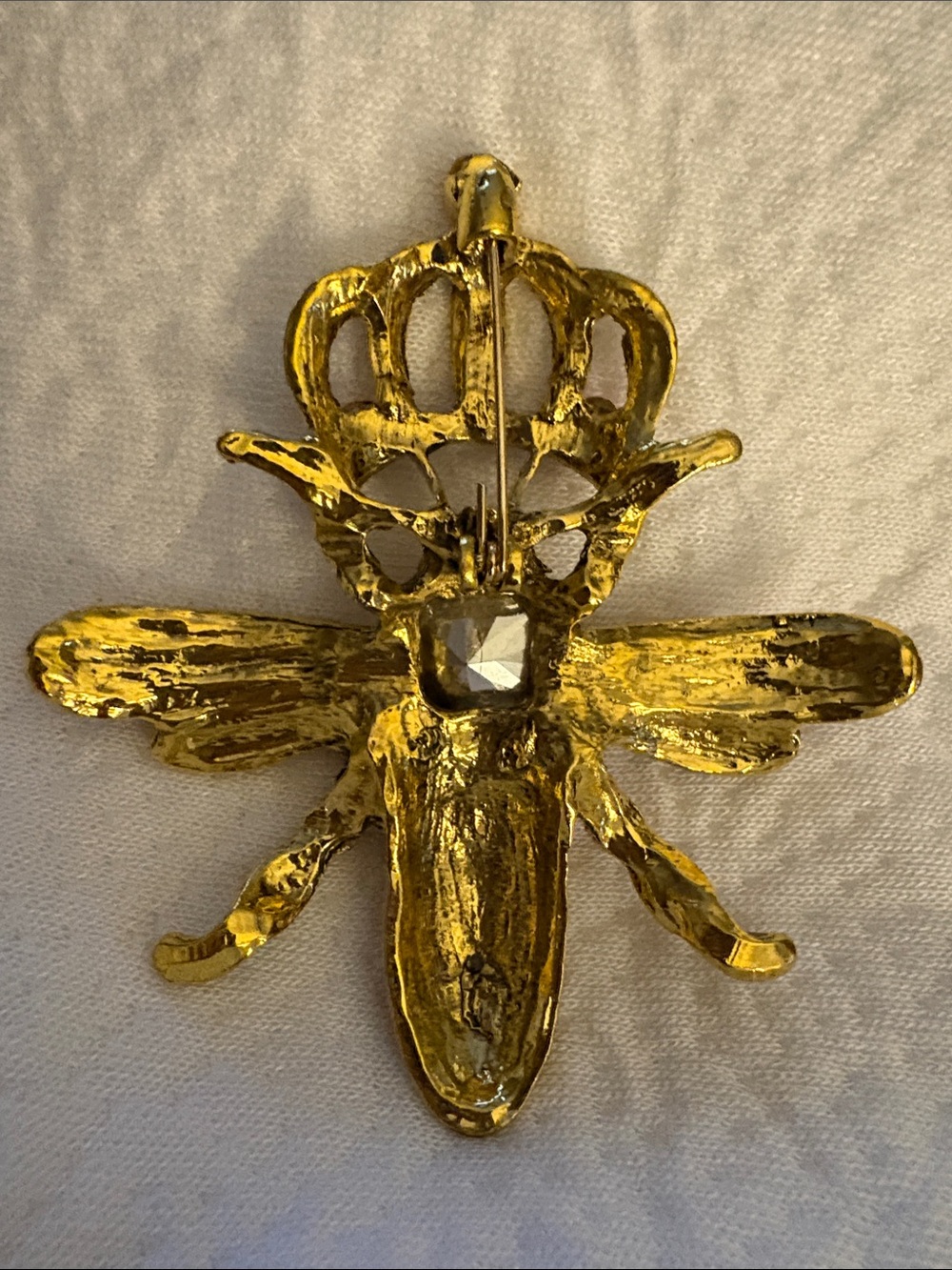 Regal Pink & Red Crystal Bee Brooch - Picture 2 of 2